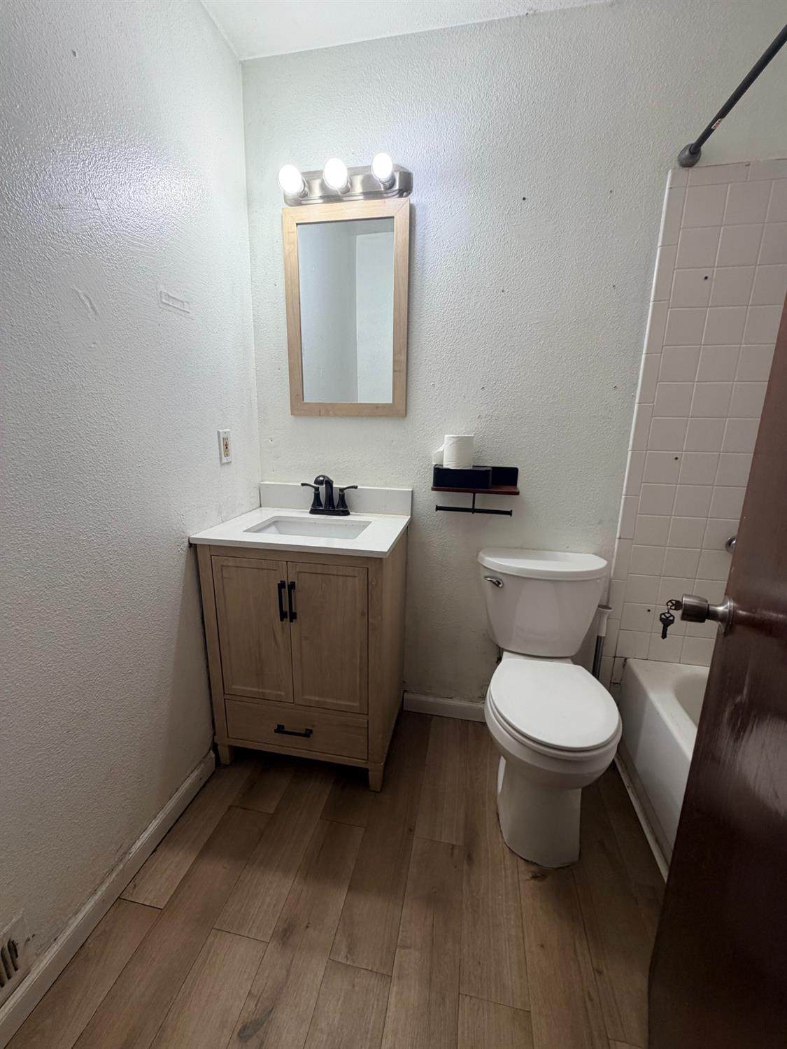 https://bt-photos.global.ssl.fastly.net/sacramento/orig_boomver_2_561171217-2.jpg