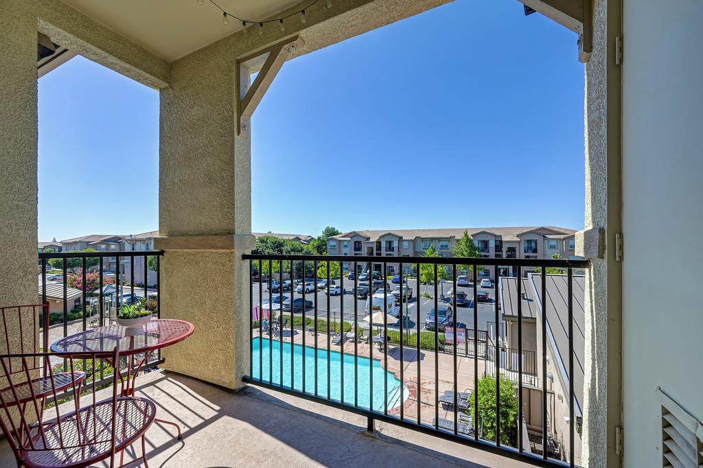 https://bt-photos.global.ssl.fastly.net/sacramento/orig_boomver_2_561183198-2.jpg
