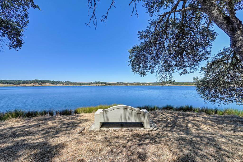 6531 Chesbro Circle - Photo 1