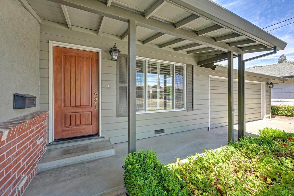 https://bt-photos.global.ssl.fastly.net/sacramento/orig_boomver_2_561195071-2.jpg