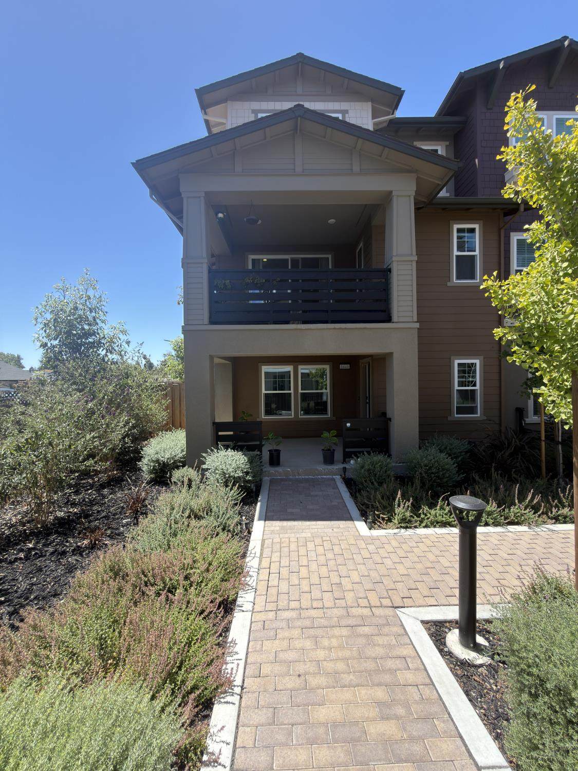 1440 Julia Lane - Photo 1