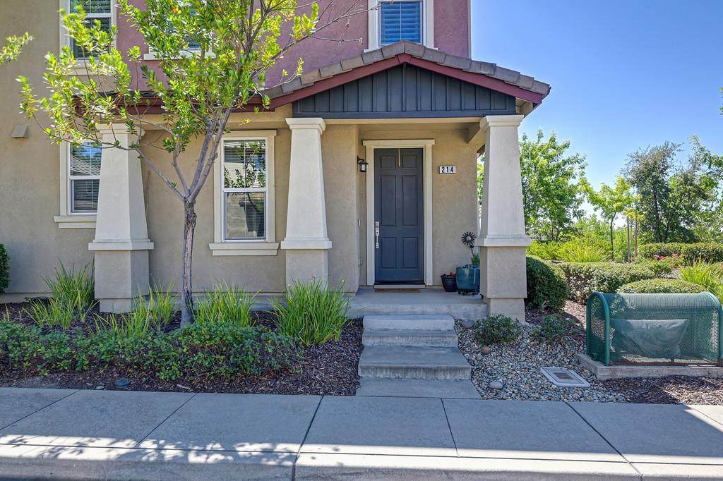 214 Blossom Rock Lane - Photo 1