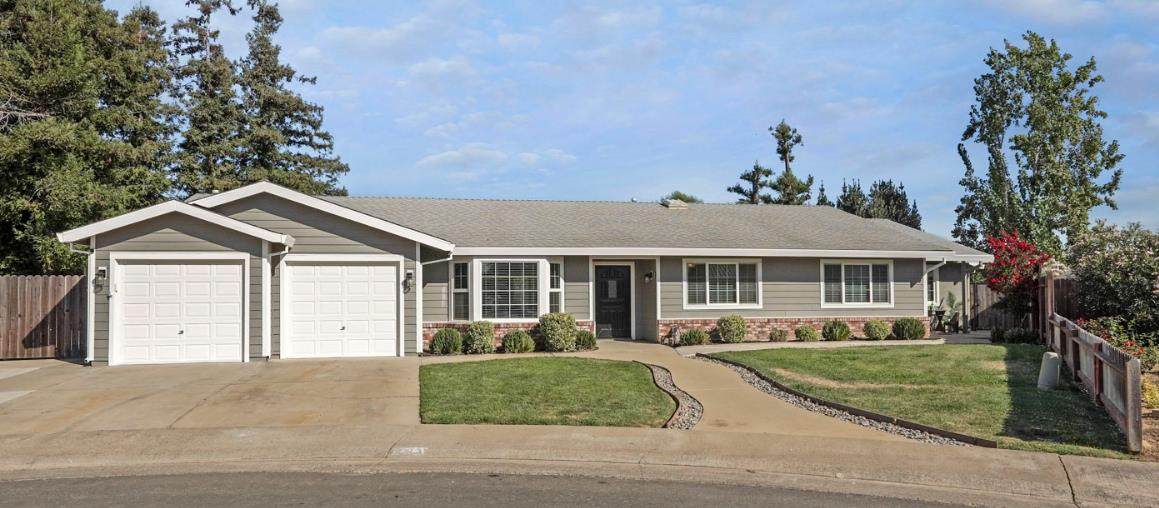 790 Alta Vista Ct. - Photo 1