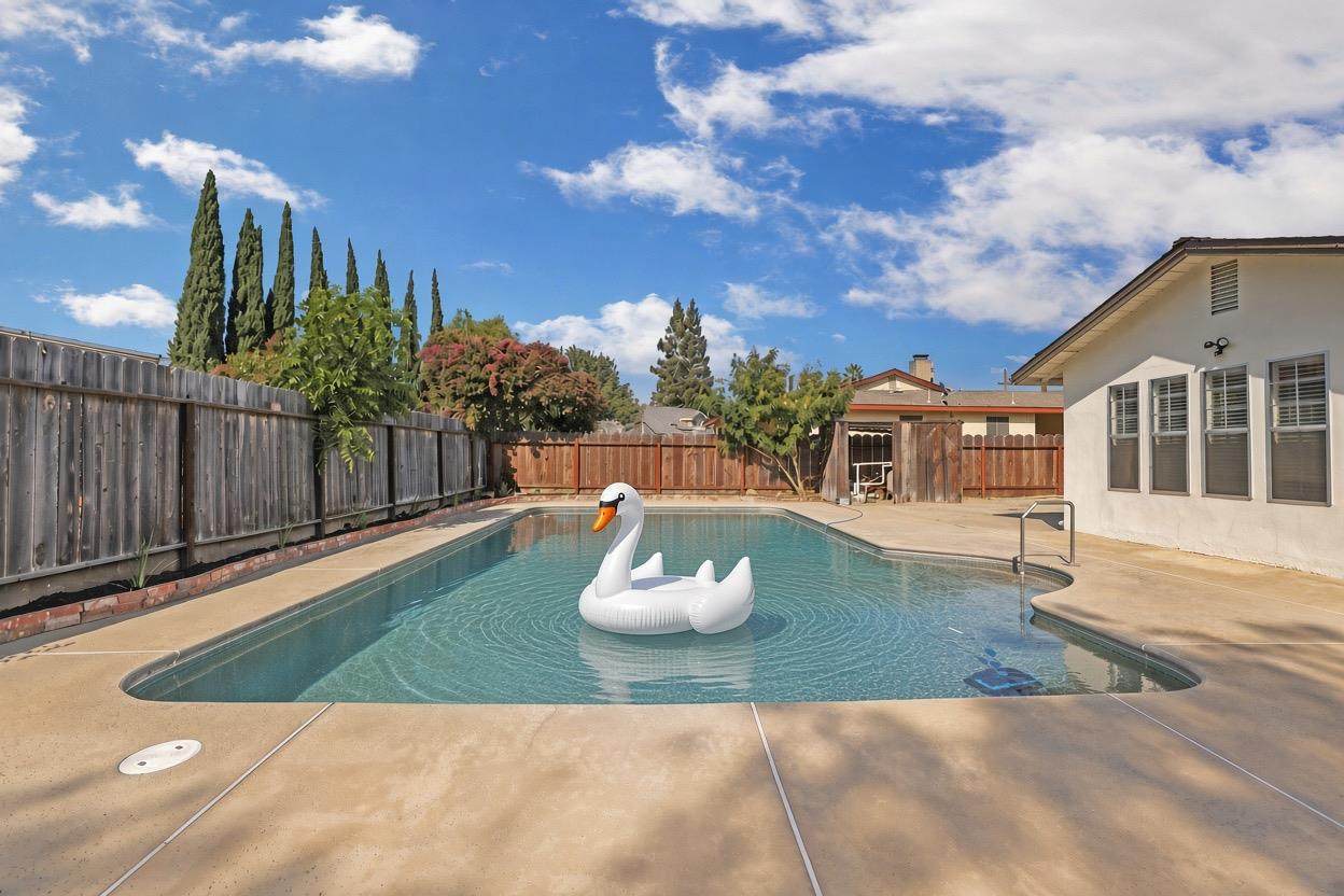 https://bt-photos.global.ssl.fastly.net/sacramento/orig_boomver_2_561214774-2.jpg