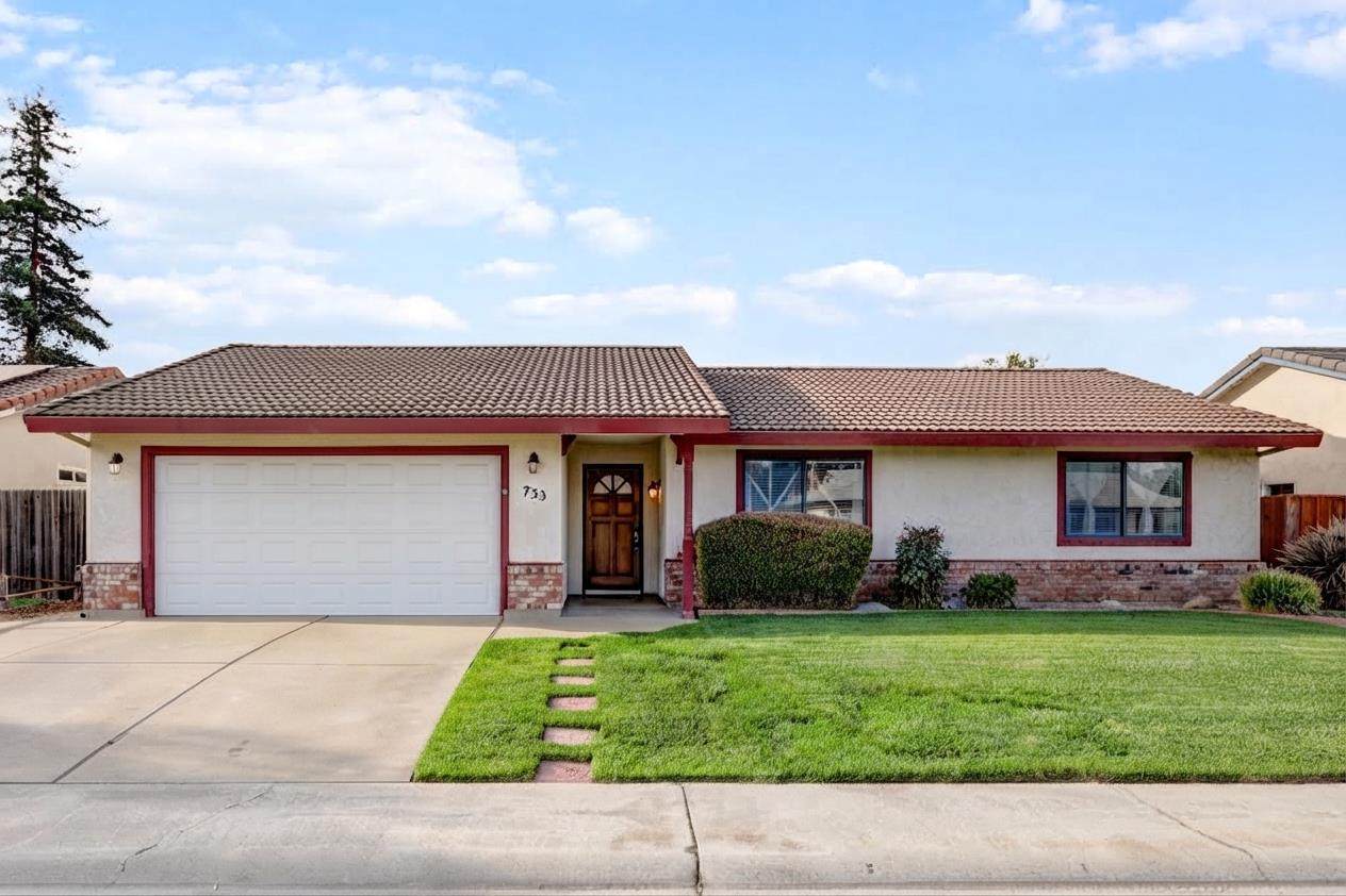 733 Cimmaron Court - Photo 1
