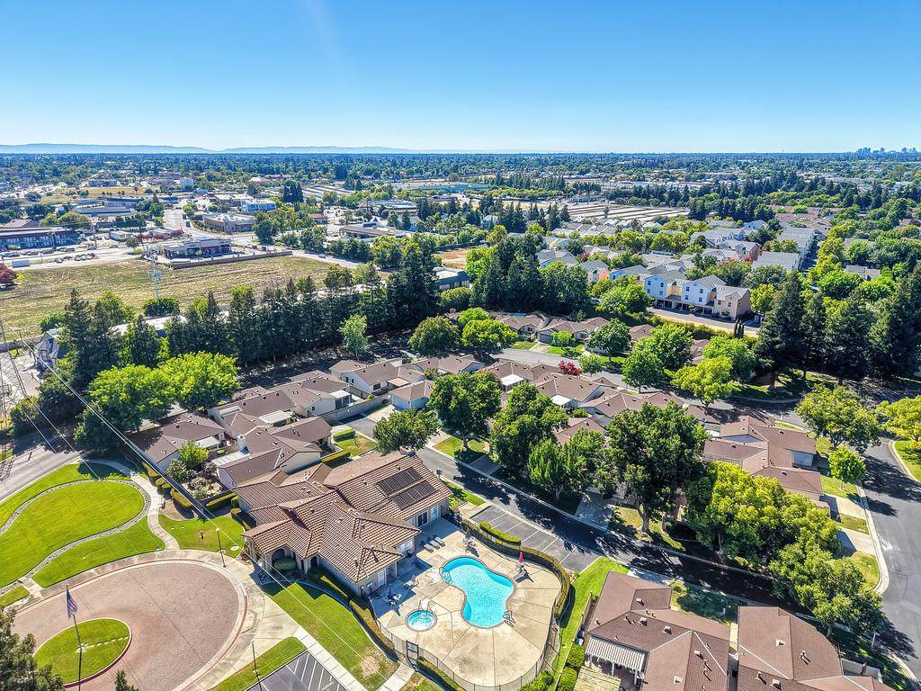 https://bt-photos.global.ssl.fastly.net/sacramento/orig_boomver_2_561232254-2.jpg