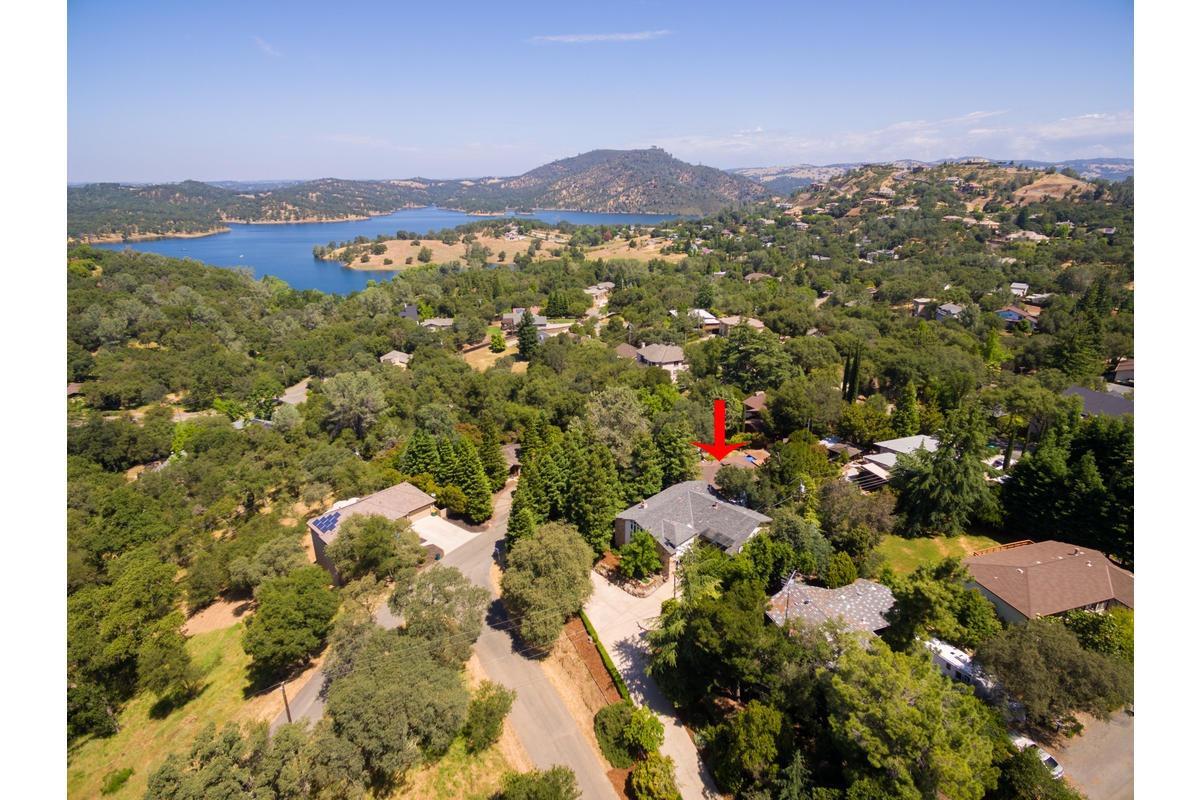 1621 Encina Court - Photo 1