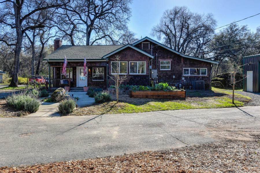 5782 King Road - Photo 1