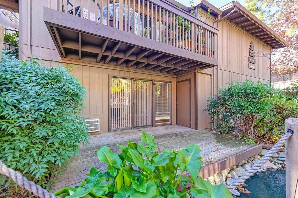 959 Fulton Avenue - Photo 1