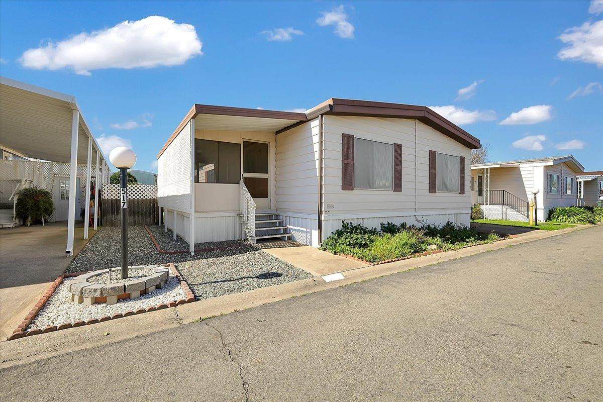 1155 Pease Road - Photo 1