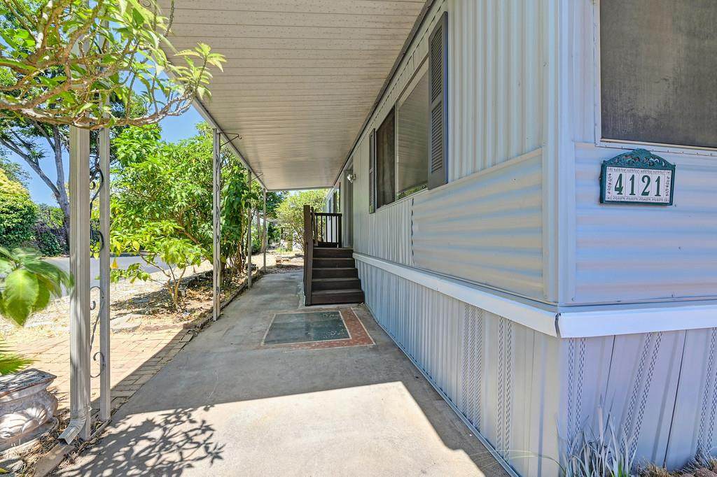 4121 Chesapeake Lane - Photo 1