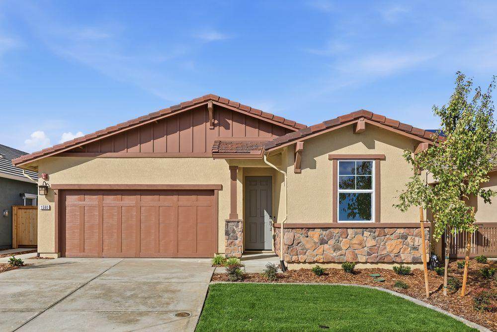 1580 Edgewood Lane - Photo 1