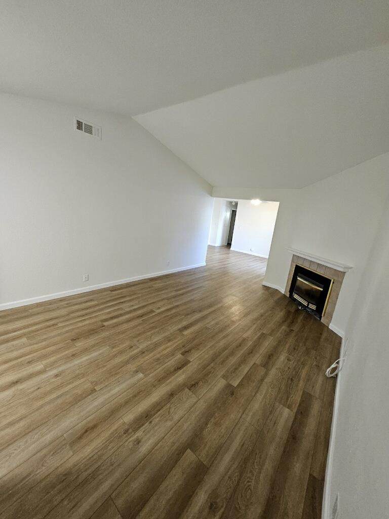 https://bt-photos.global.ssl.fastly.net/sacramento/orig_boomver_2_561067144-2.jpg