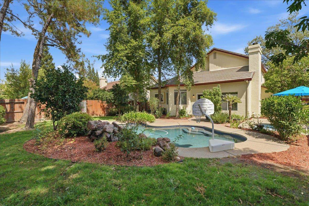 https://bt-photos.global.ssl.fastly.net/sacramento/orig_boomver_3_561214282-2.jpg