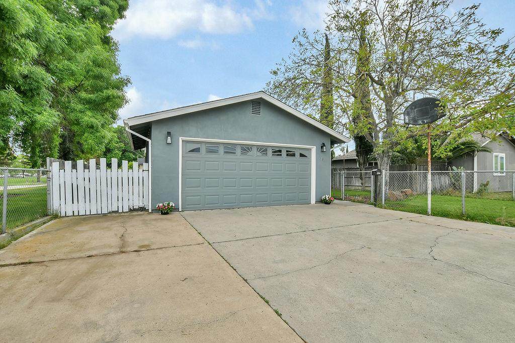 https://bt-photos.global.ssl.fastly.net/sacramento/orig_boomver_4_561064211-2.jpg