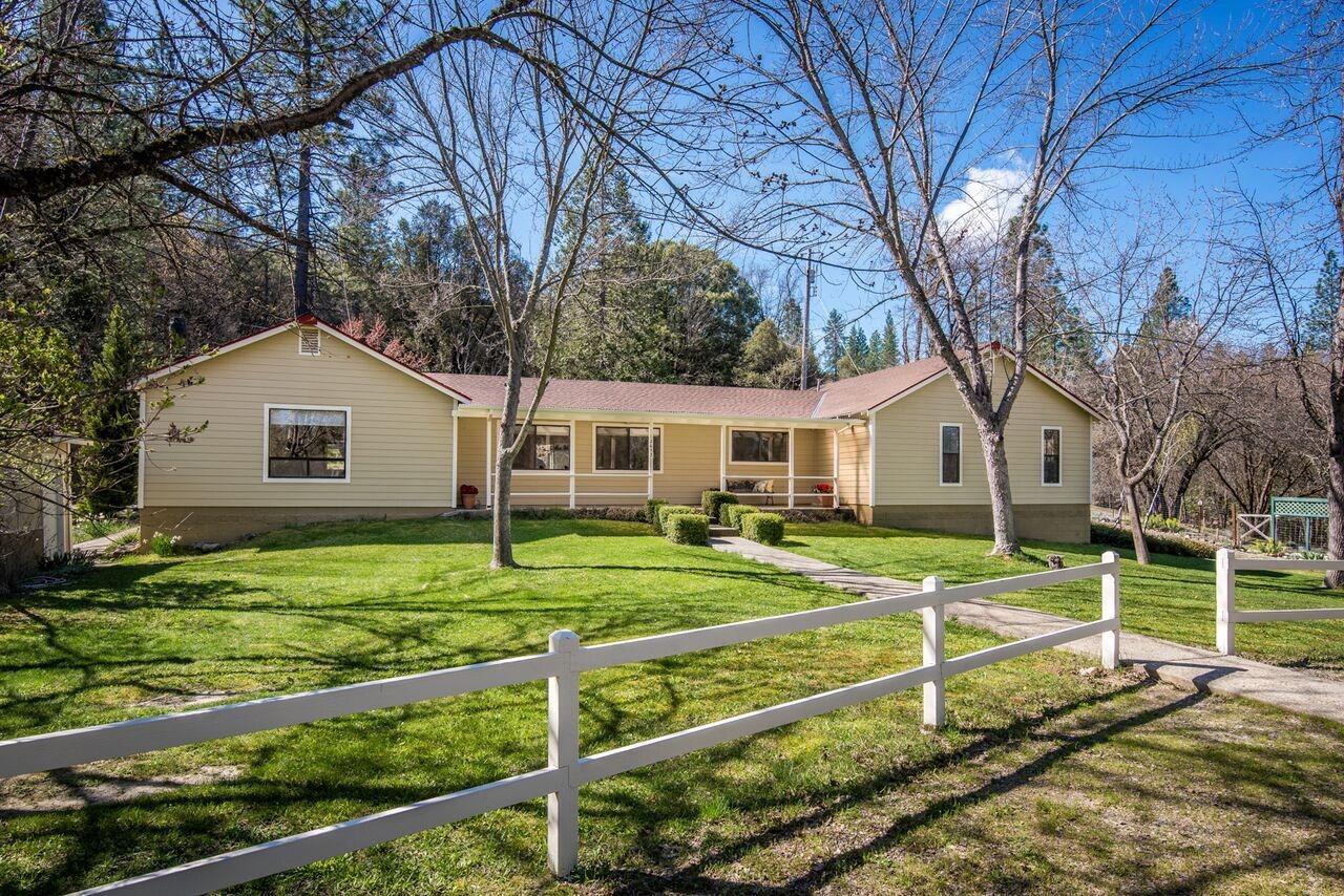 12653 Stockdale Road - Photo 1
