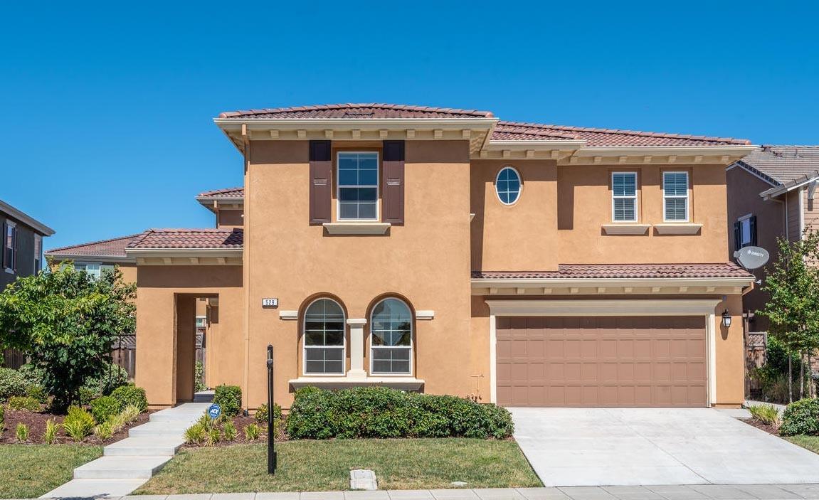 529 Umbria Place - Photo 1