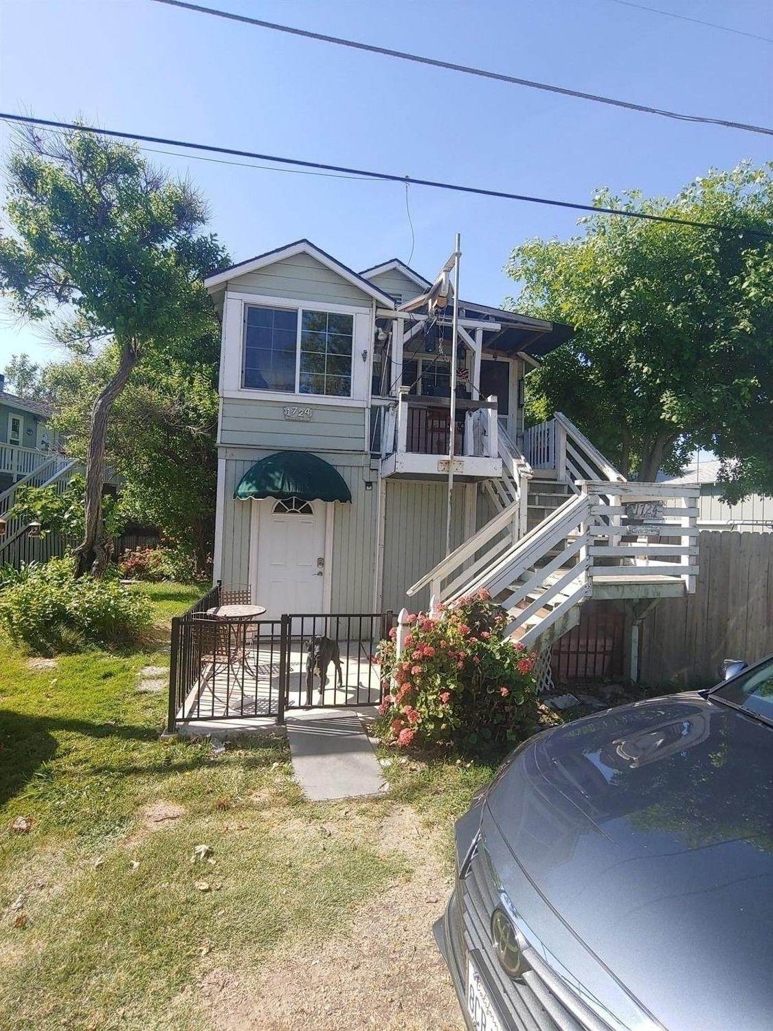 1724 Circle Drive - Photo 1