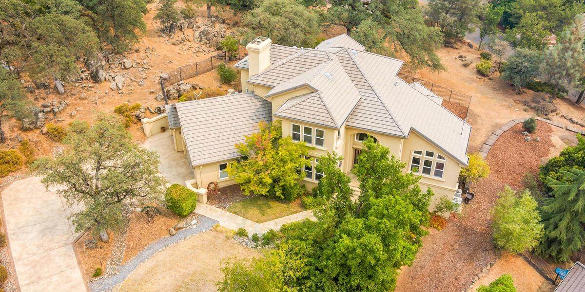 6725 Estates Court - Photo 1