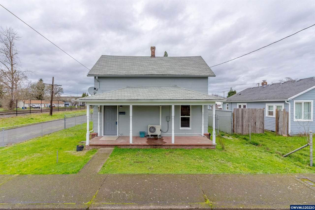 1365 Waller St - Photo 1