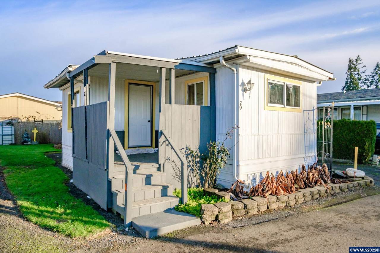 1732 Pine - Photo 1