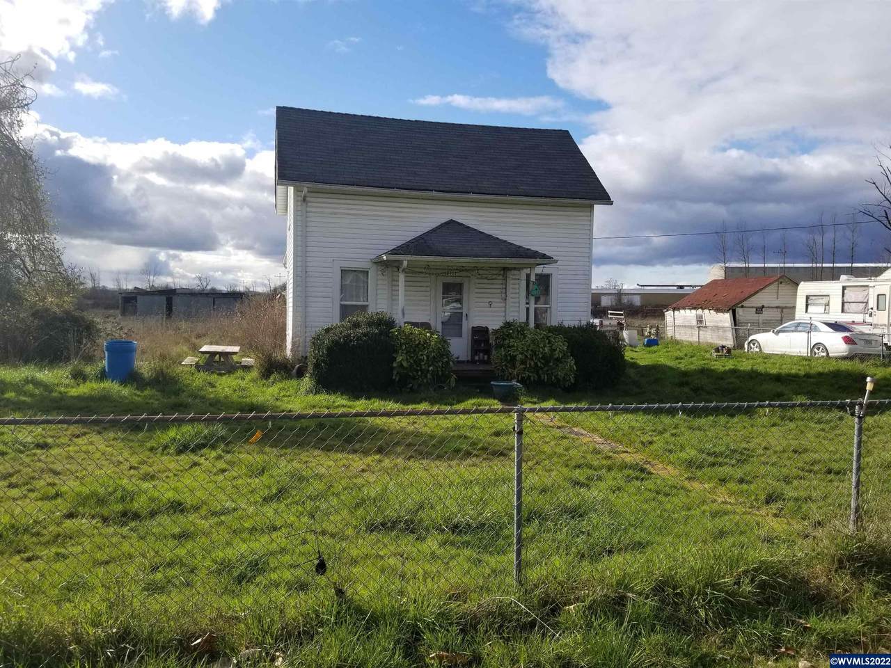 38912 Scio Rd - Photo 1