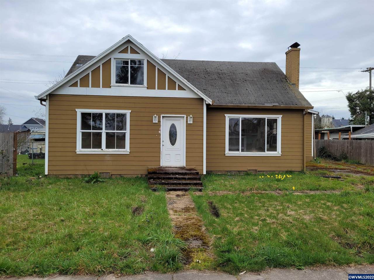 450 2nd St - Photo 1