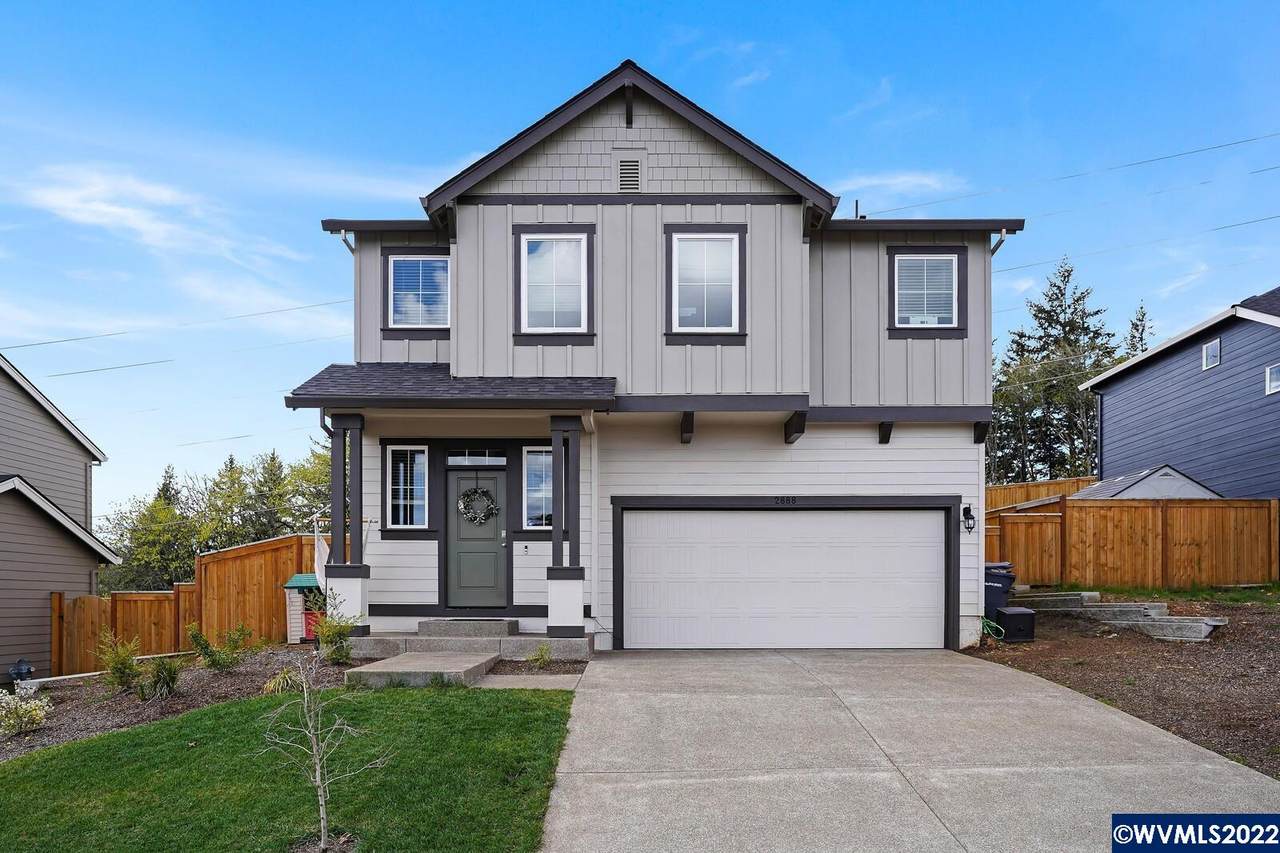 2888 Christina St - Photo 1