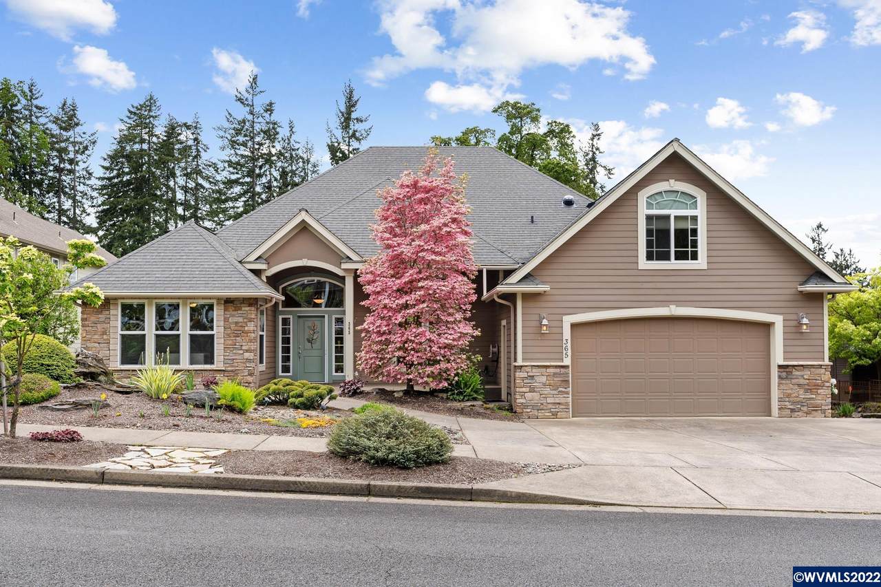 365 Tillicum Dr - Photo 1