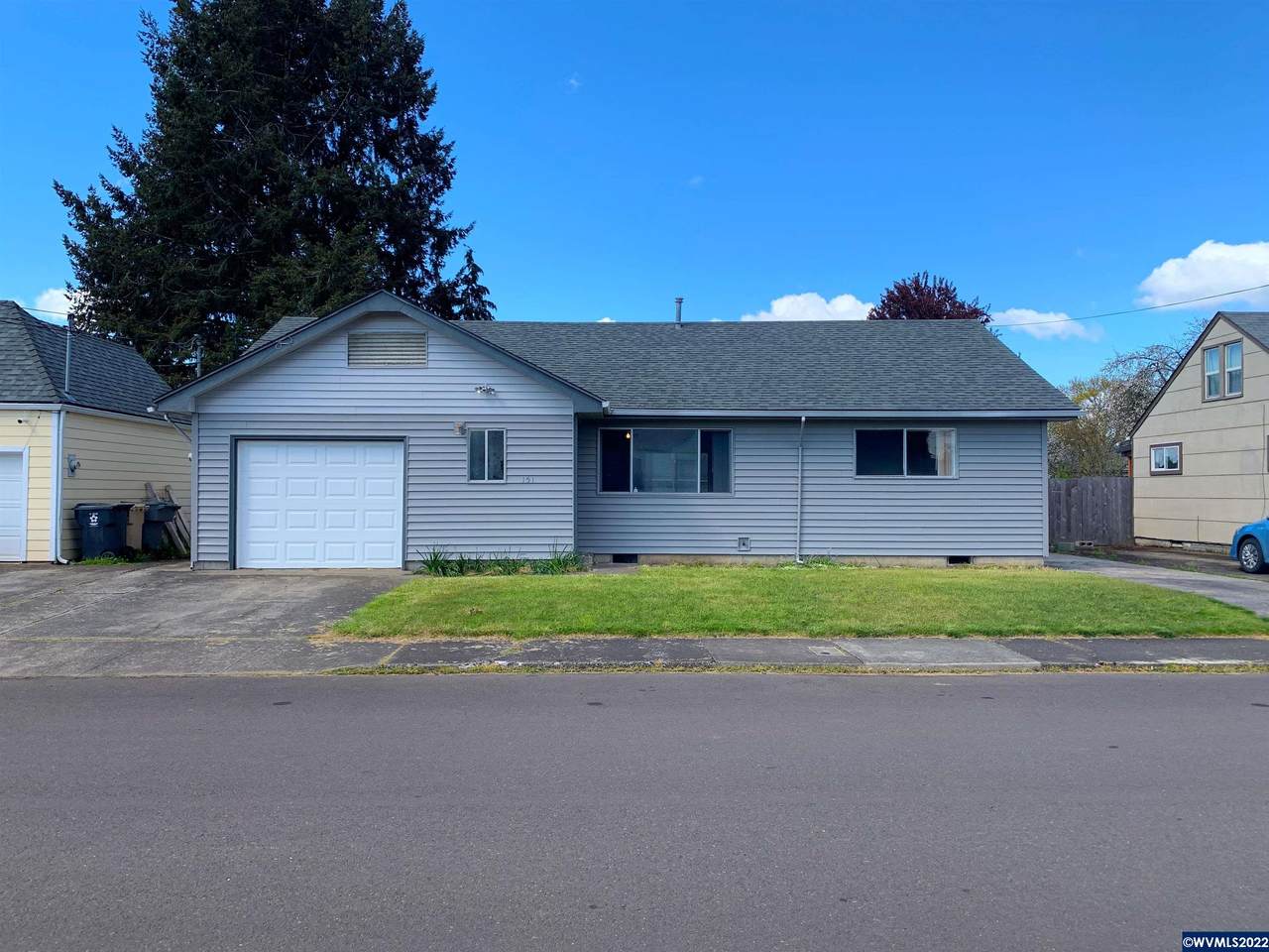 151 Jennings St - Photo 1