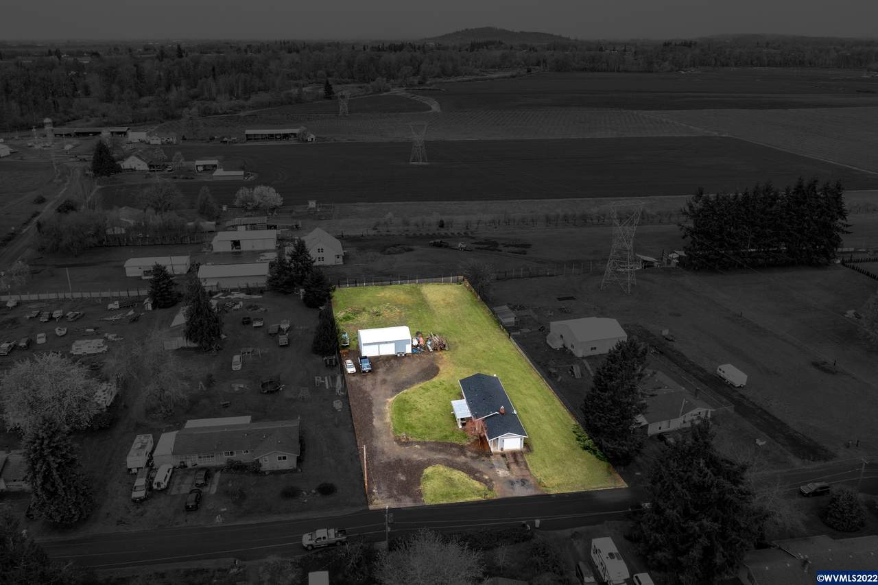 36388 Leslie Ln - Photo 1