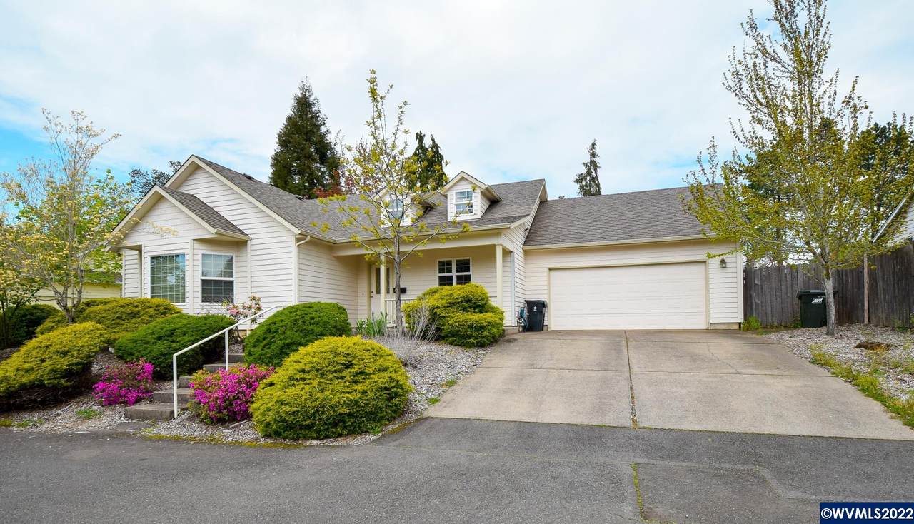 1341 Kipling Ct - Photo 1