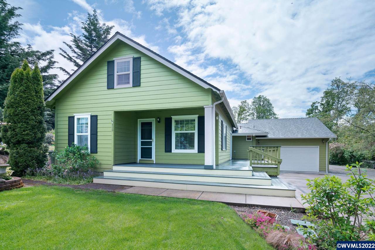 430 Eureka Av - Photo 1