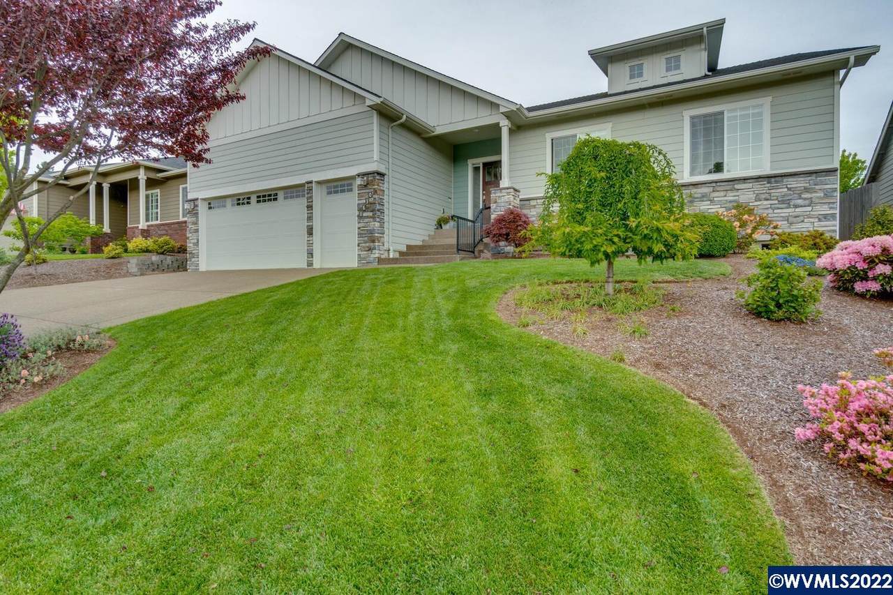 1830 West Meadows Dr - Photo 1