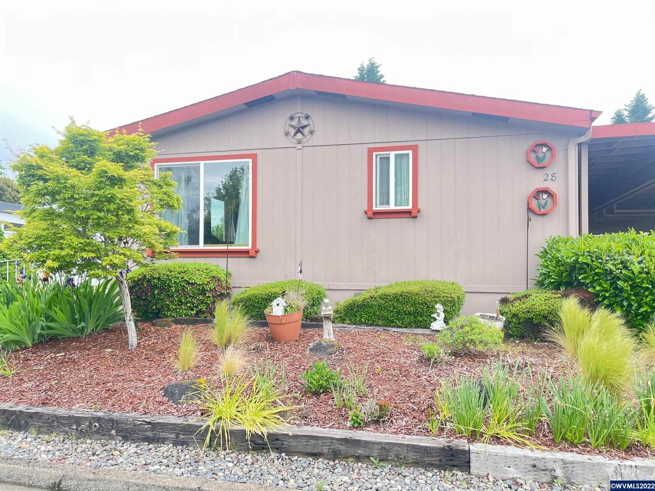 1145 Cypress (#28) - Photo 1