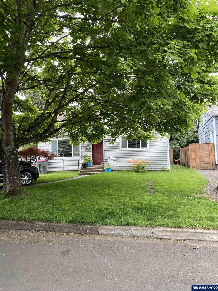 1329 Kirby St - Photo 1