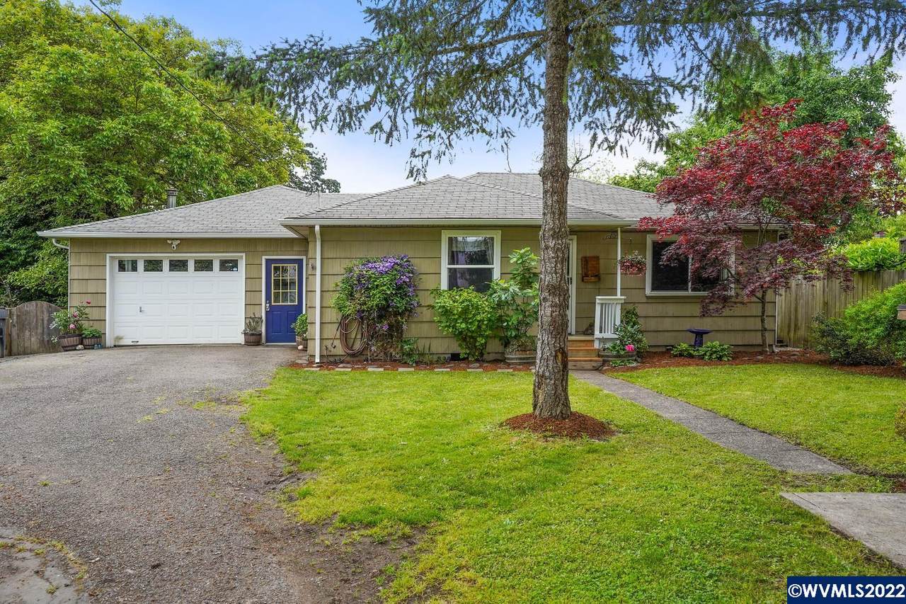 34589 Riverside Dr - Photo 1