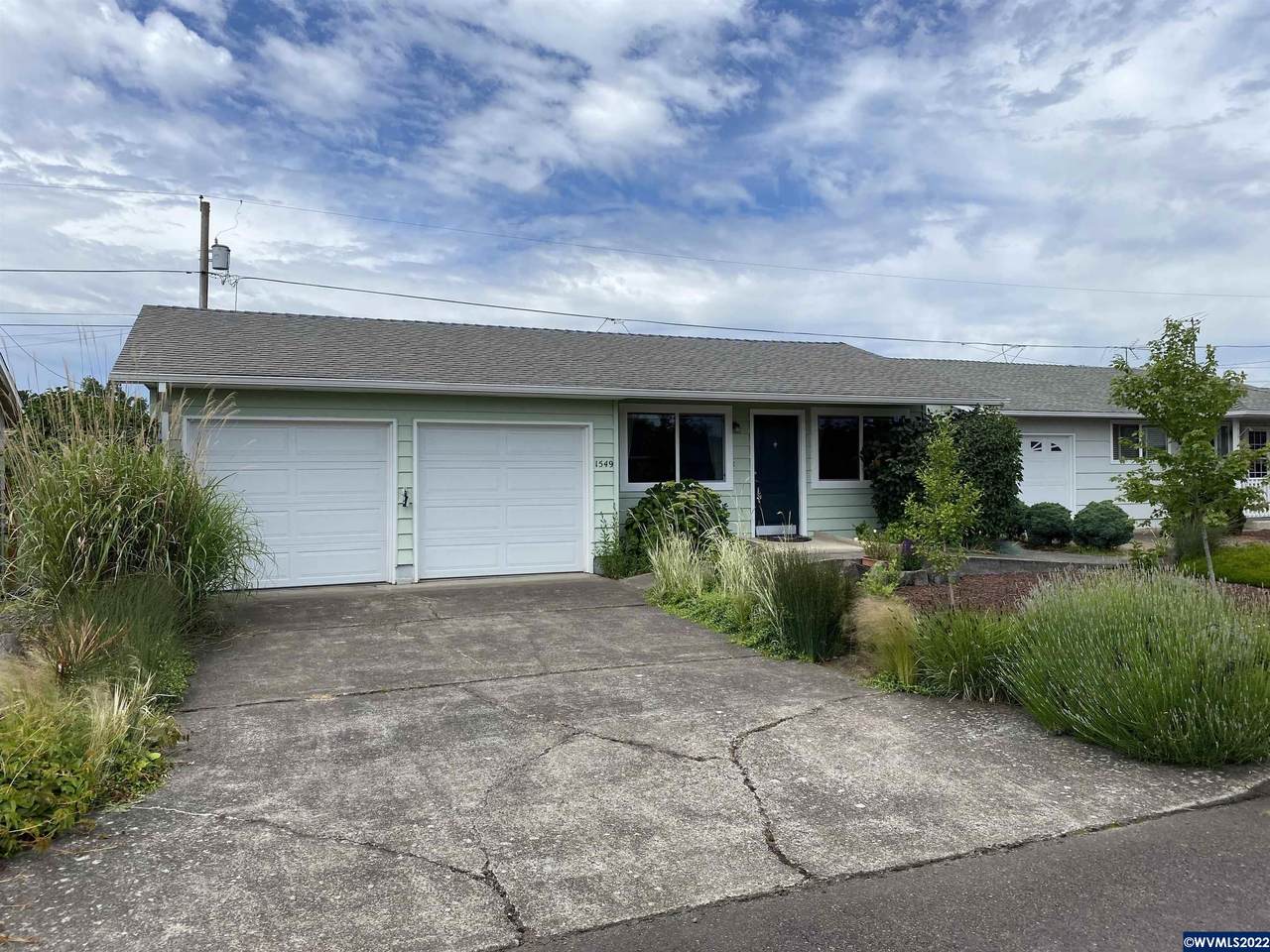 1549 Thompson Rd - Photo 1