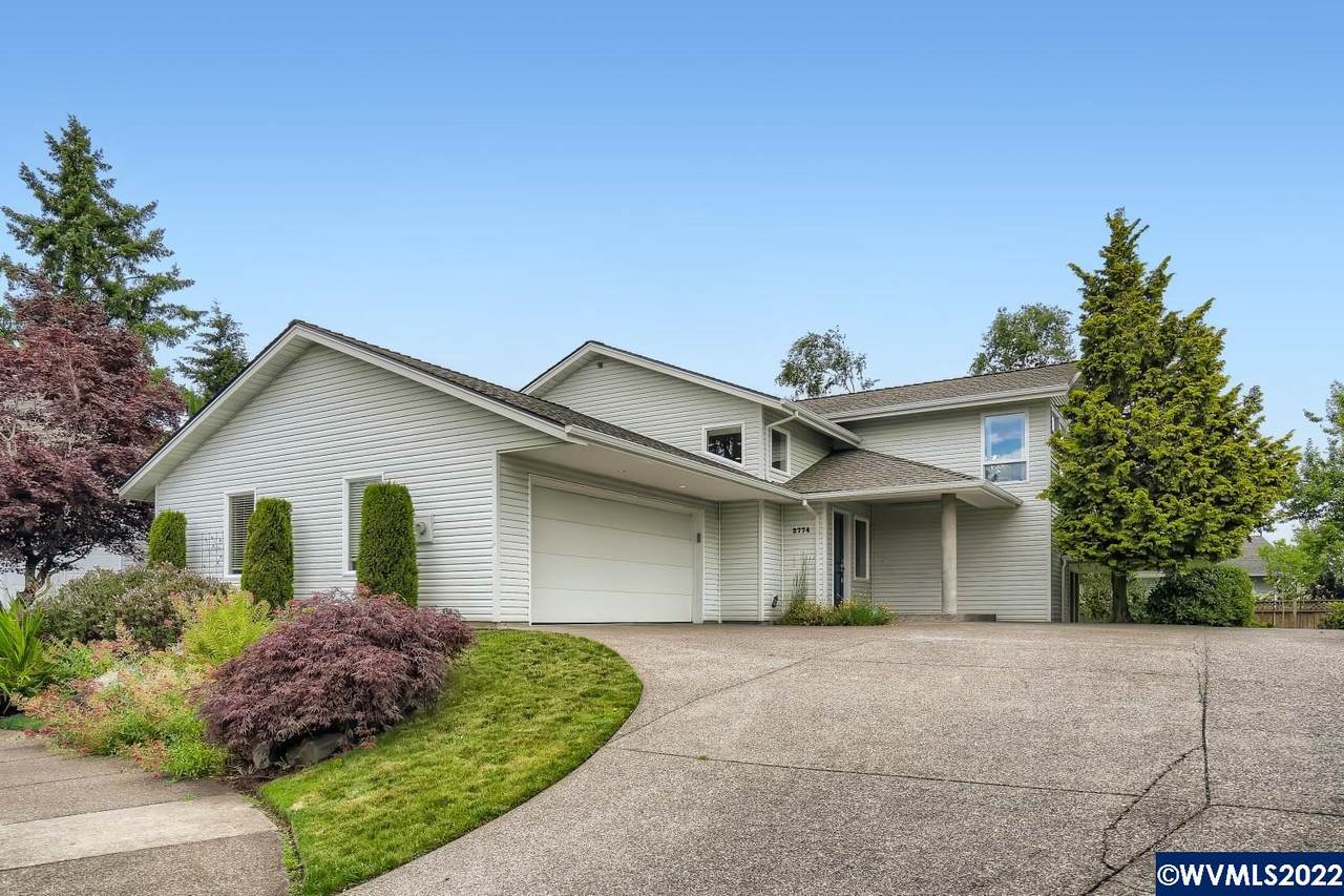 2774 Cindercone Ct - Photo 1