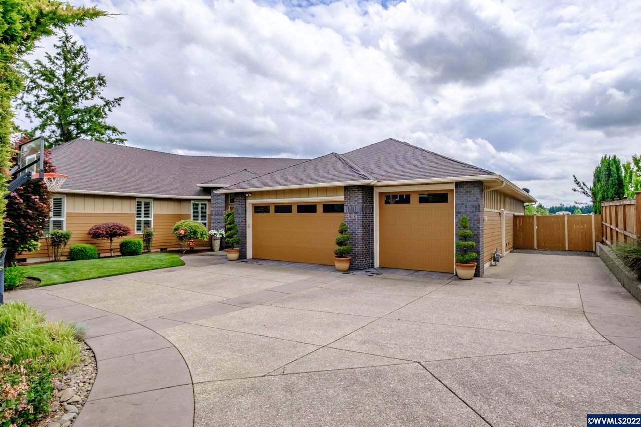 792 Bella Terra Av - Photo 1