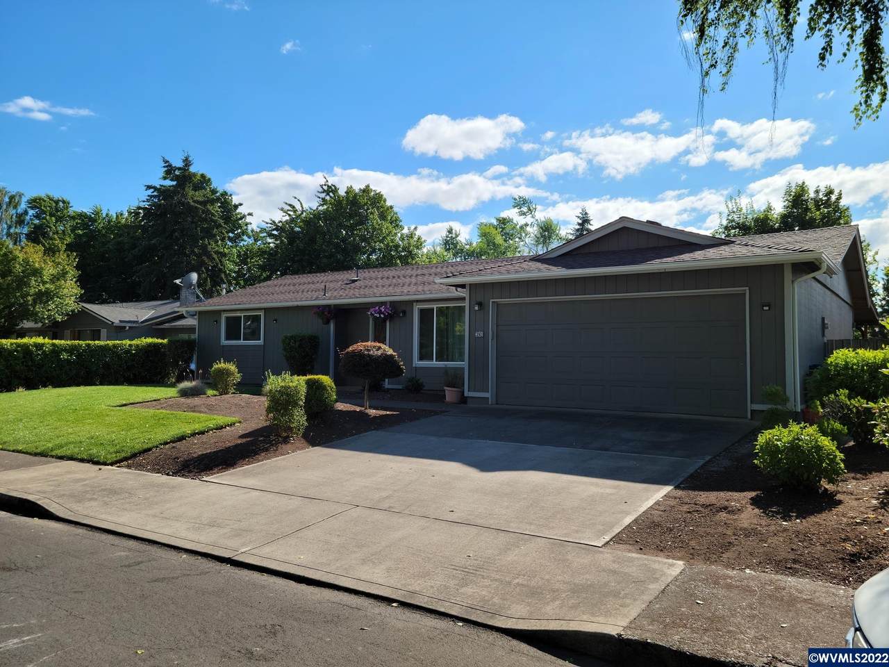 4731 Siesta Ct - Photo 1