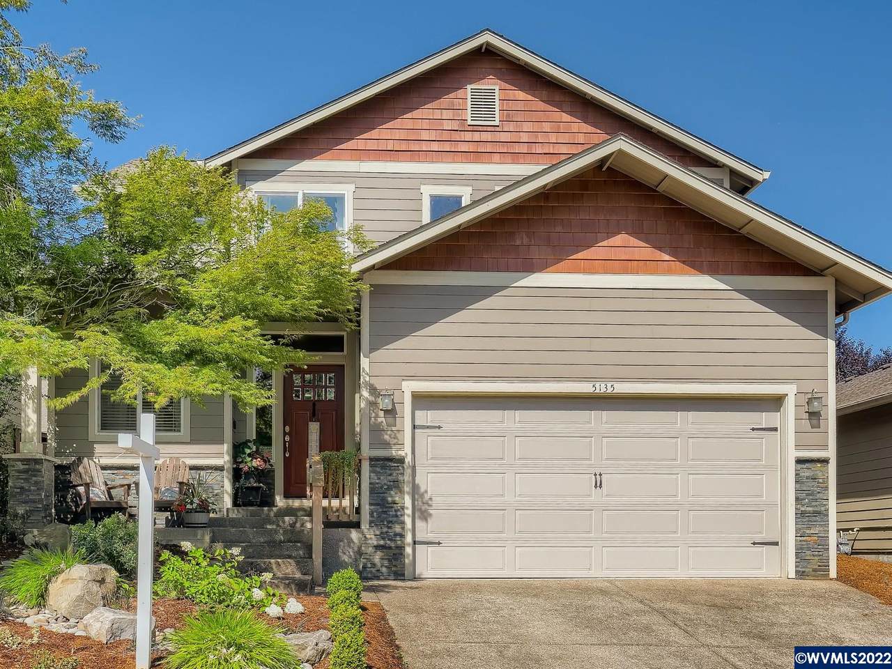 5135 Andresen St - Photo 1