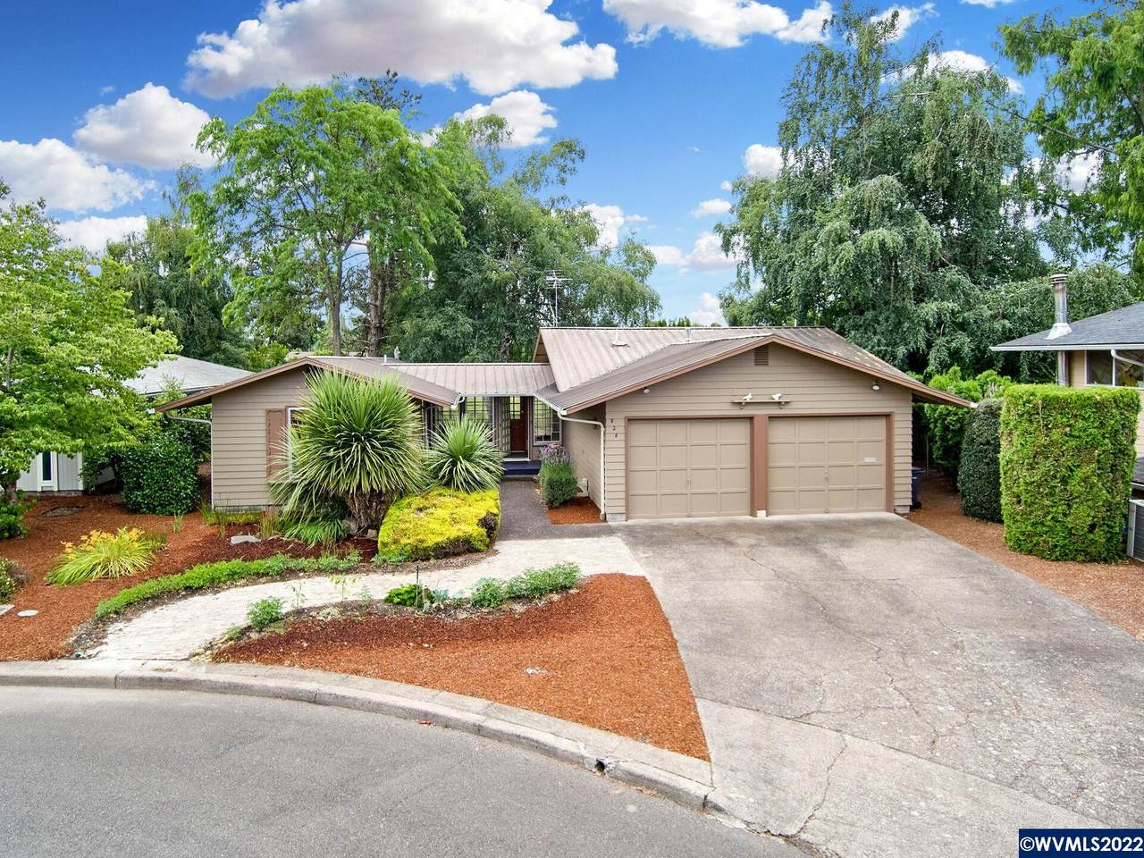 828 New Terrace Ct - Photo 1