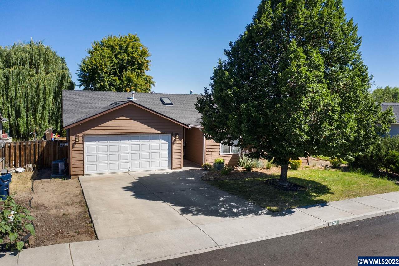 751 Nickernut Pl - Photo 1