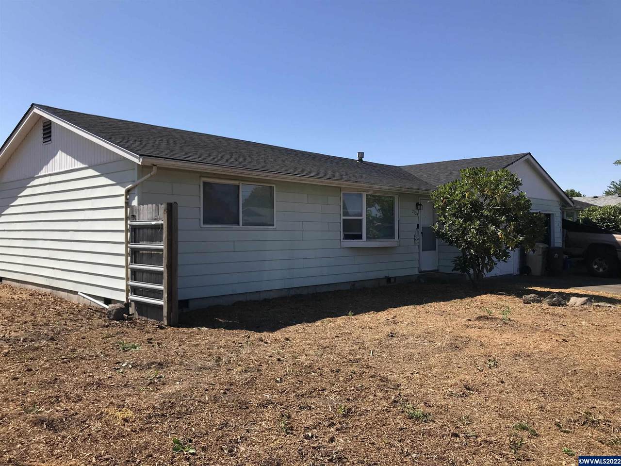 2124 Jefferson - Photo 1