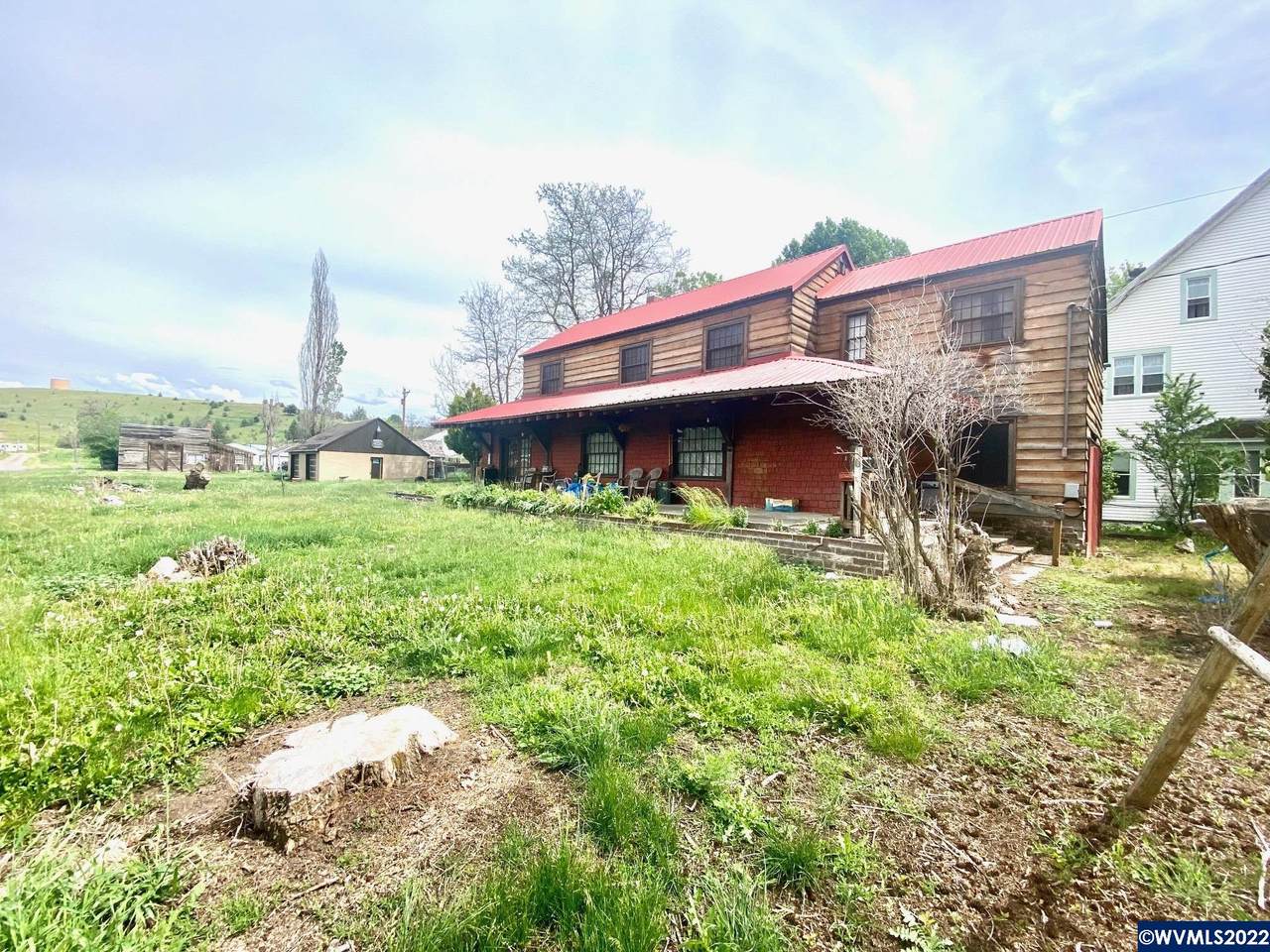 808 Main St - Photo 1