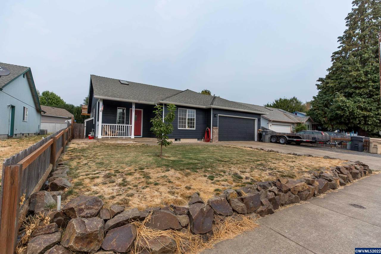 811 Mountain River Dr - Photo 1