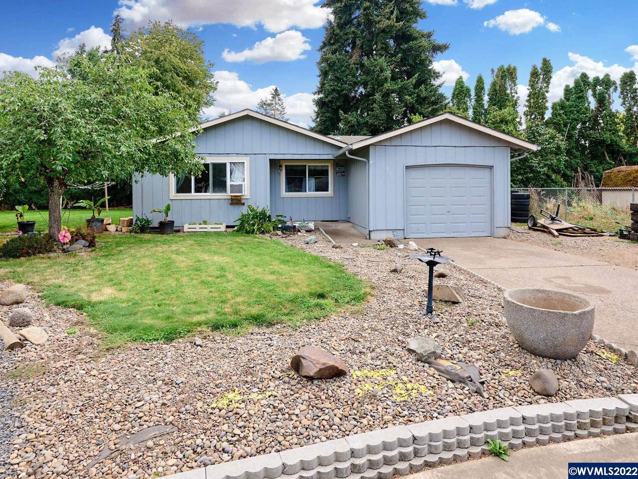 4152 Vickie Ct - Photo 1