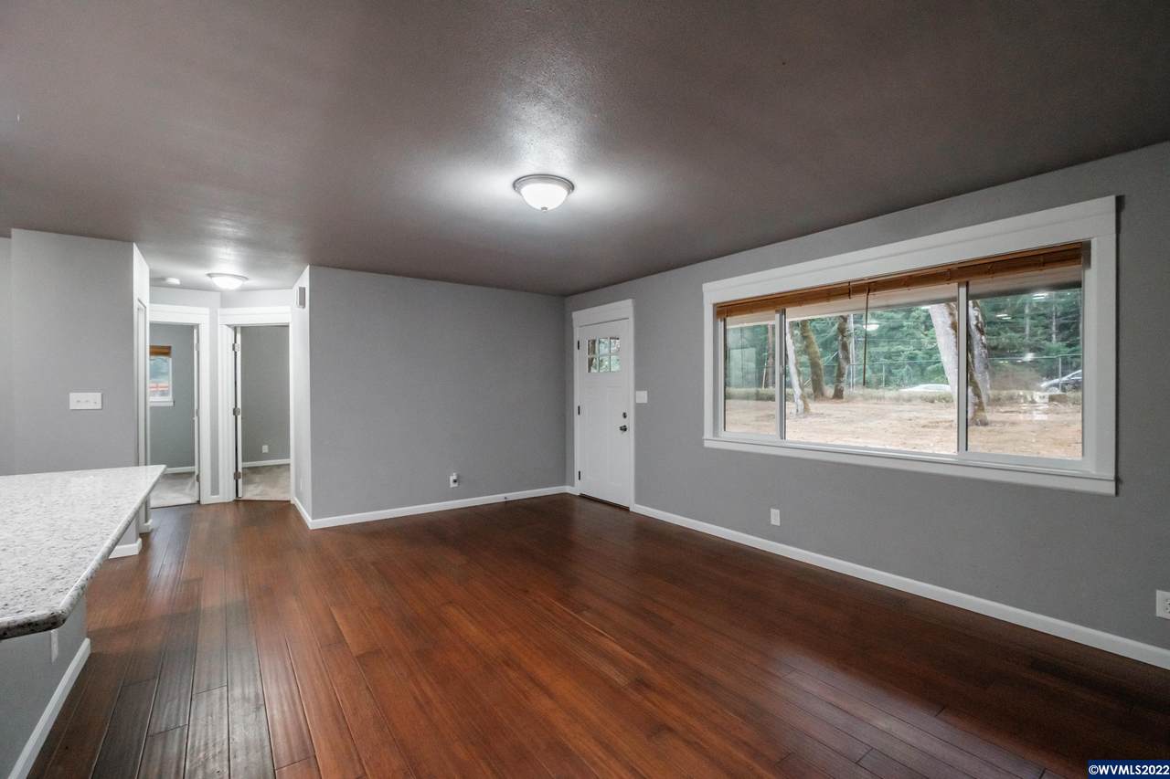6770 Ridgeway Rd - Photo 1