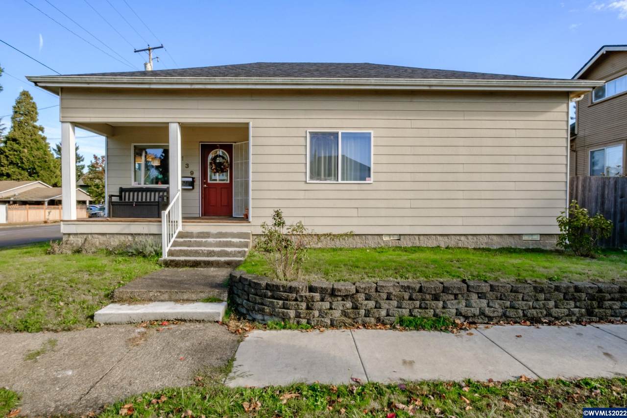 139 Sherman St - Photo 1